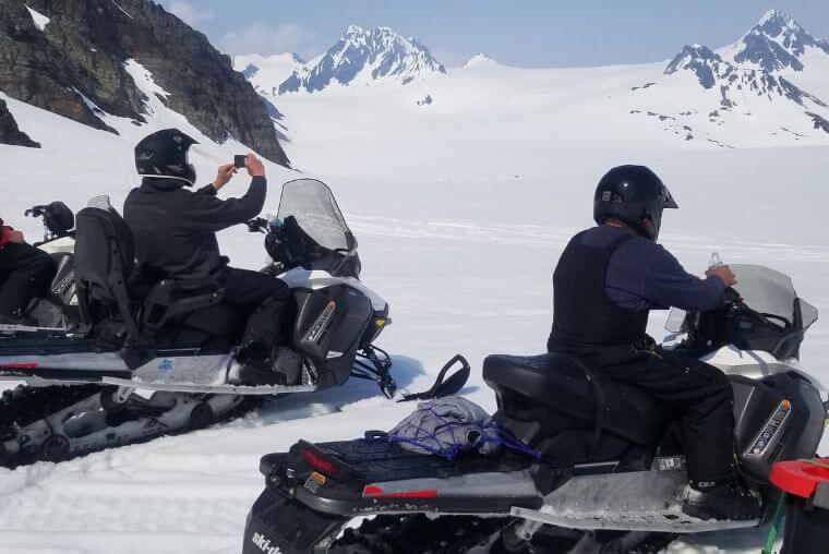helicopter snowmobiling 14